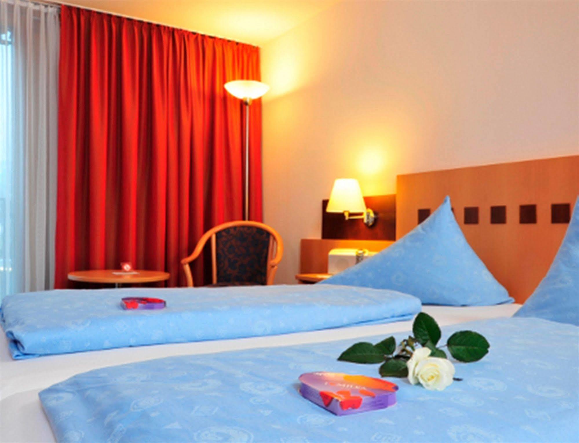 Hotel Weisses Kreuz Feldkirch Ngoại thất bức ảnh