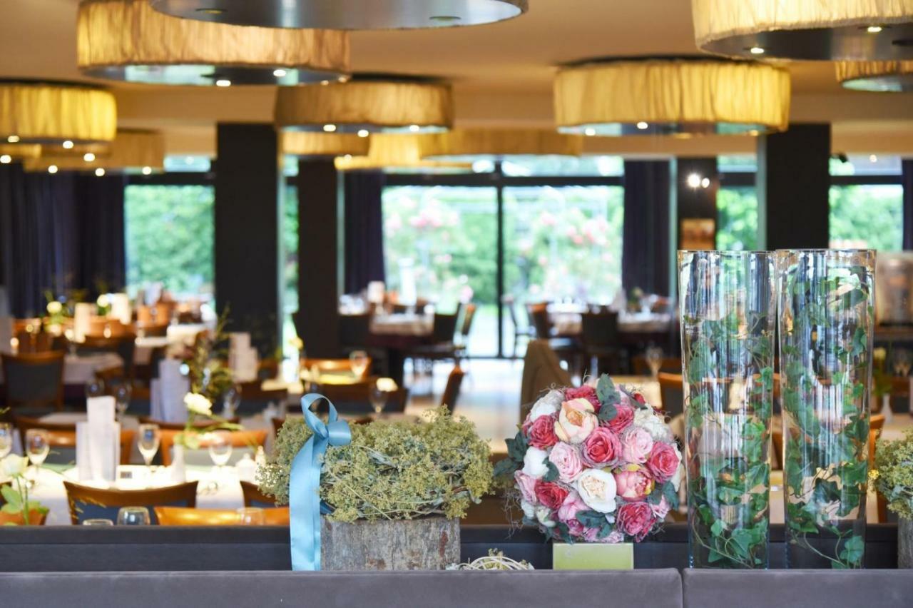 Hotel Weisses Kreuz Feldkirch Ngoại thất bức ảnh